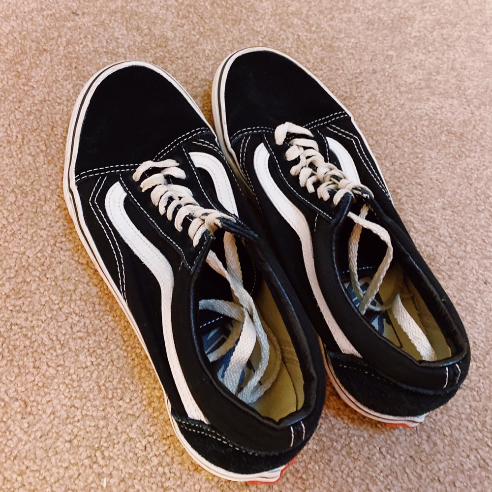 Vans Old Skool black shoes